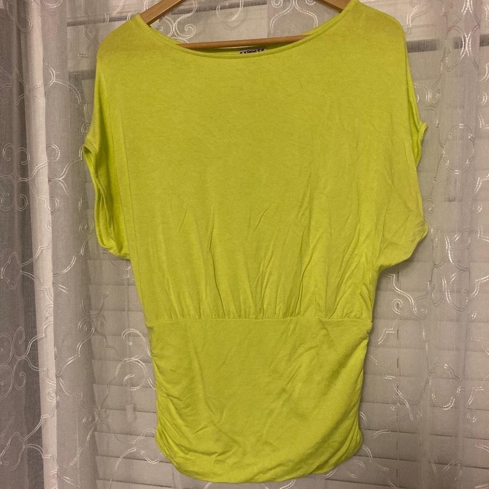 Express T-shirt
